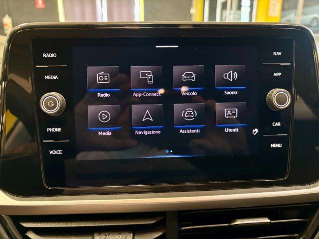 VOLKSWAGEN T-Roc 1.5 TSI ACT DSG LED -UNICO PROPRIETARIO - CARPLAY