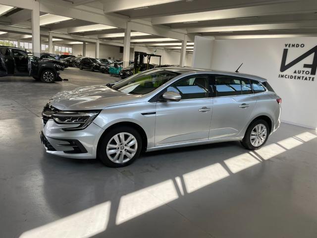RENAULT Megane SPORTER BLUE DCI 115CV EQUILIBRE