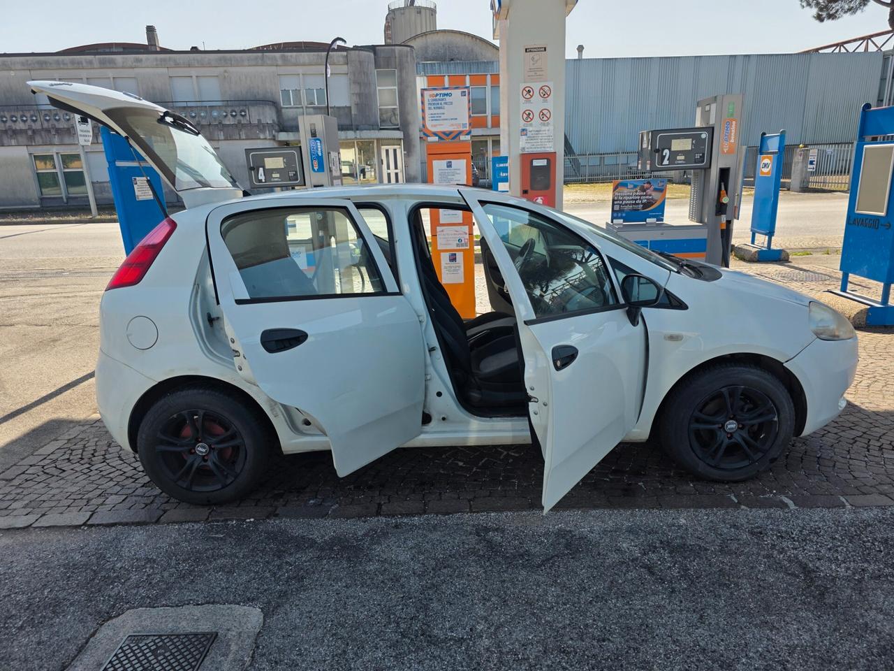 Fiat Grande Punto 1.3 MJT 75 CV 5 porte Actual con 222.000km