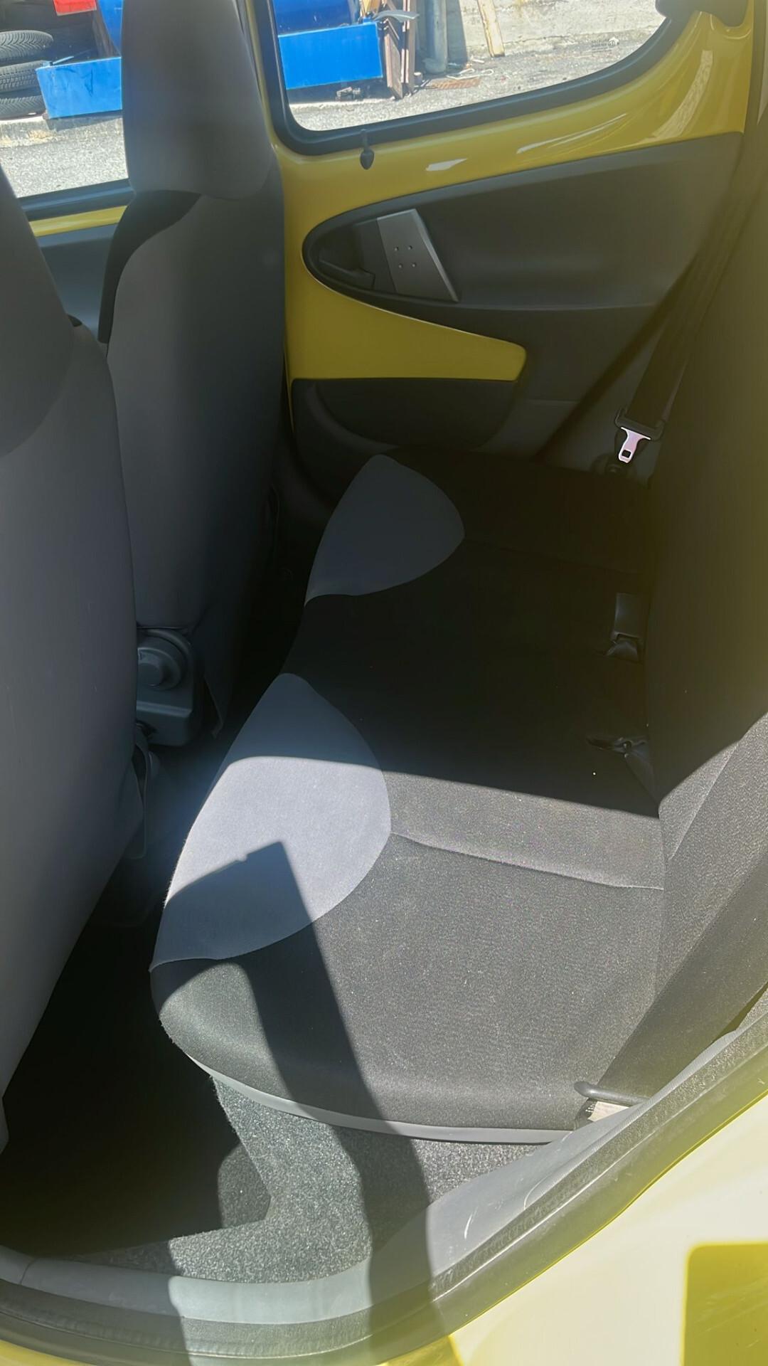Peugeot 107 1.0 68CV 5p. Desir