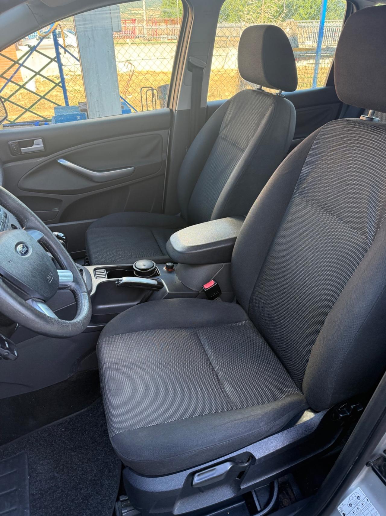 Ford C-Max 1.6 TDCi 110 CV Titanium DPF