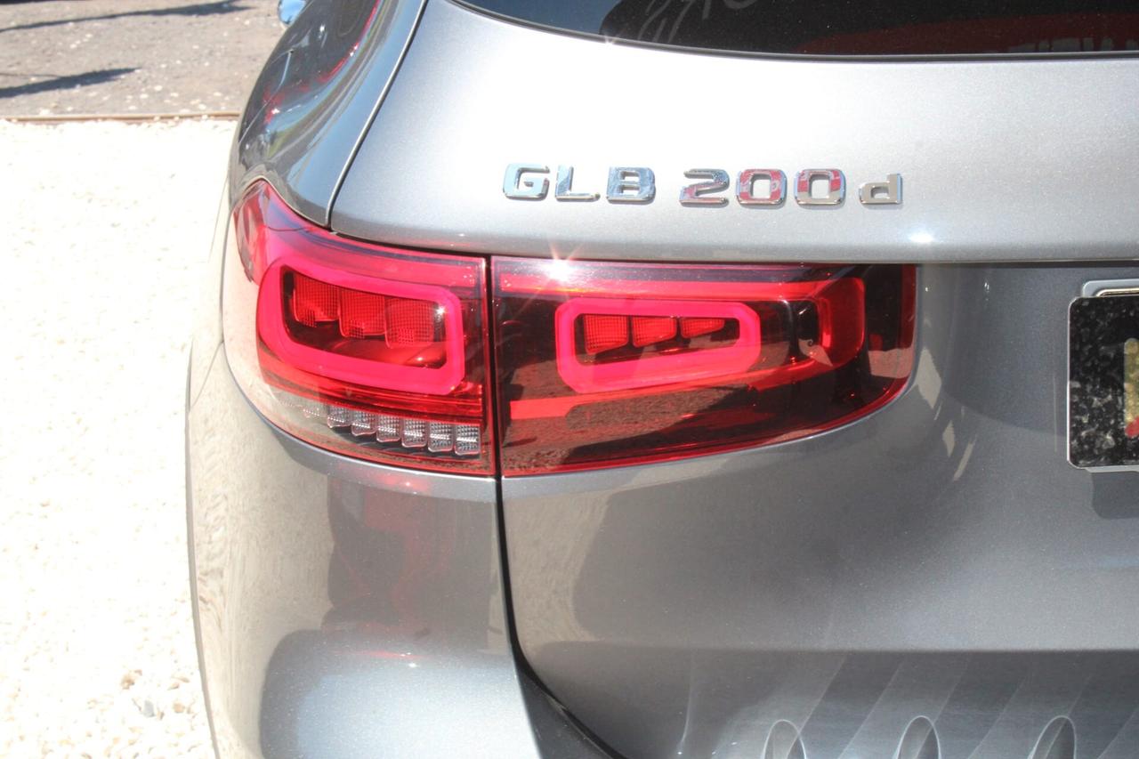 Mercedes-benz GLB 200d Tua A SOLI 299€