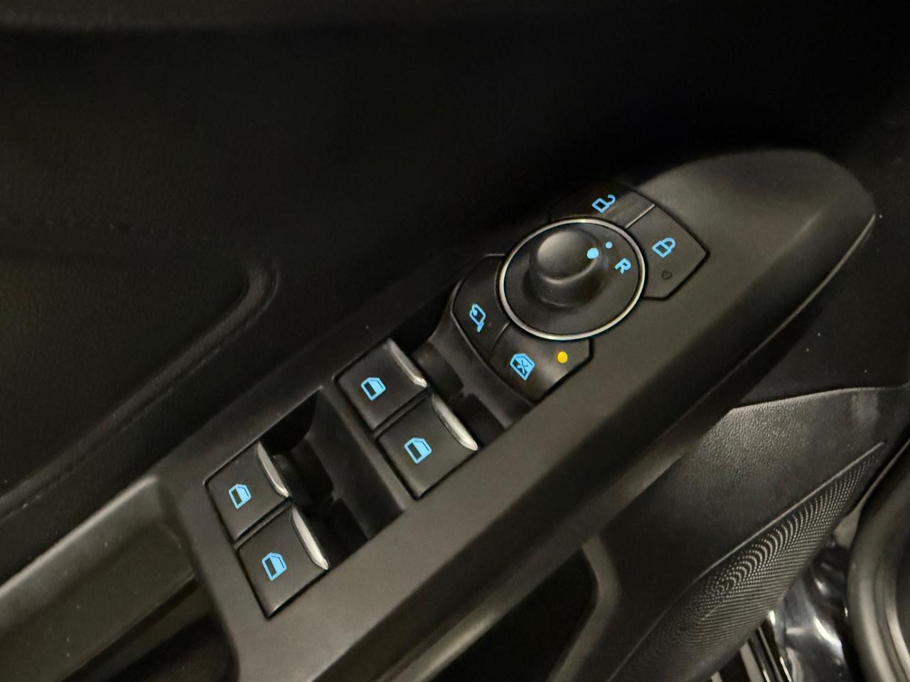 Ford Focus ST-Line Berlina 1.5 EcoBlue 115 CV