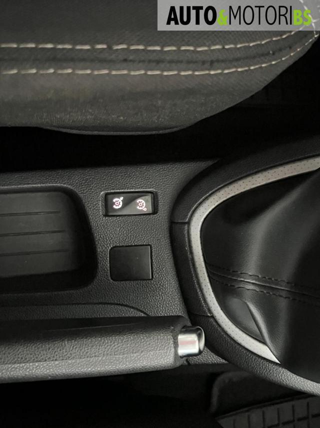 RENAULT Clio dCi 8V 90 CV Start&Stop 5 porte Energy Duel