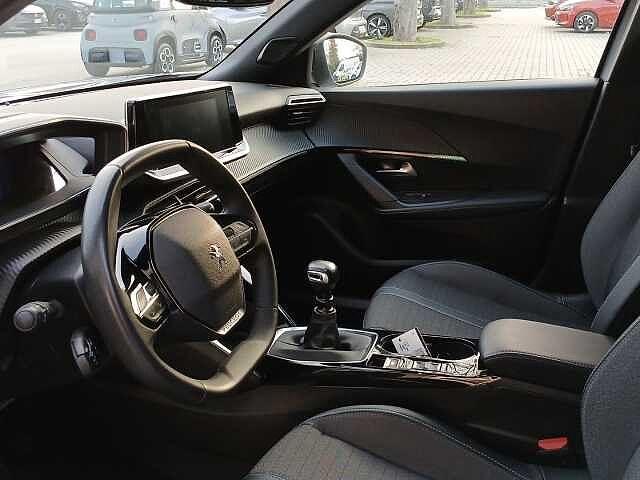 Peugeot 2008 PureTech 100 S&S Allure Pack