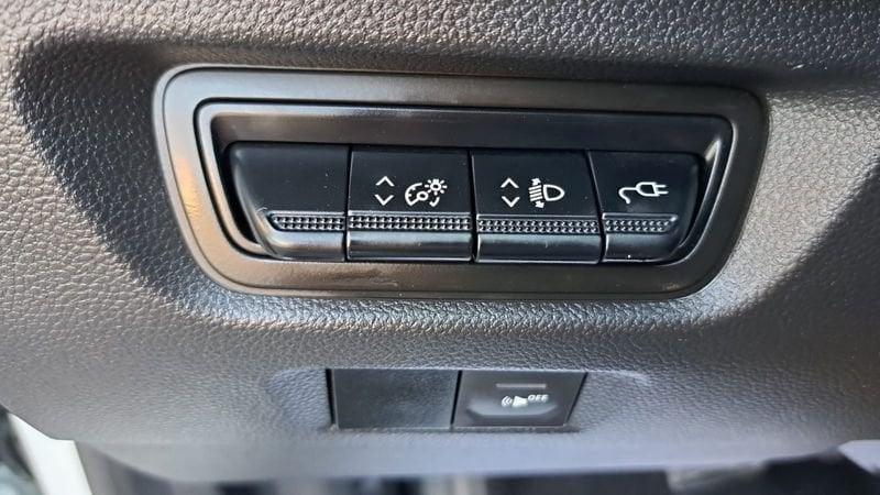 Renault ZOE R110 NAVI/FARI LED BATTERIA DI PROPRIETÀ