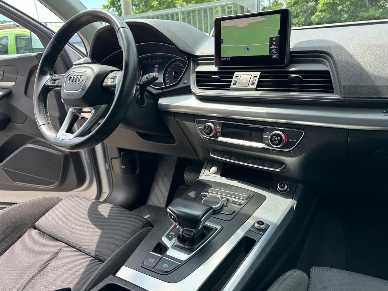 Audi Q5 40 TDI quattro S tronic Business Sport