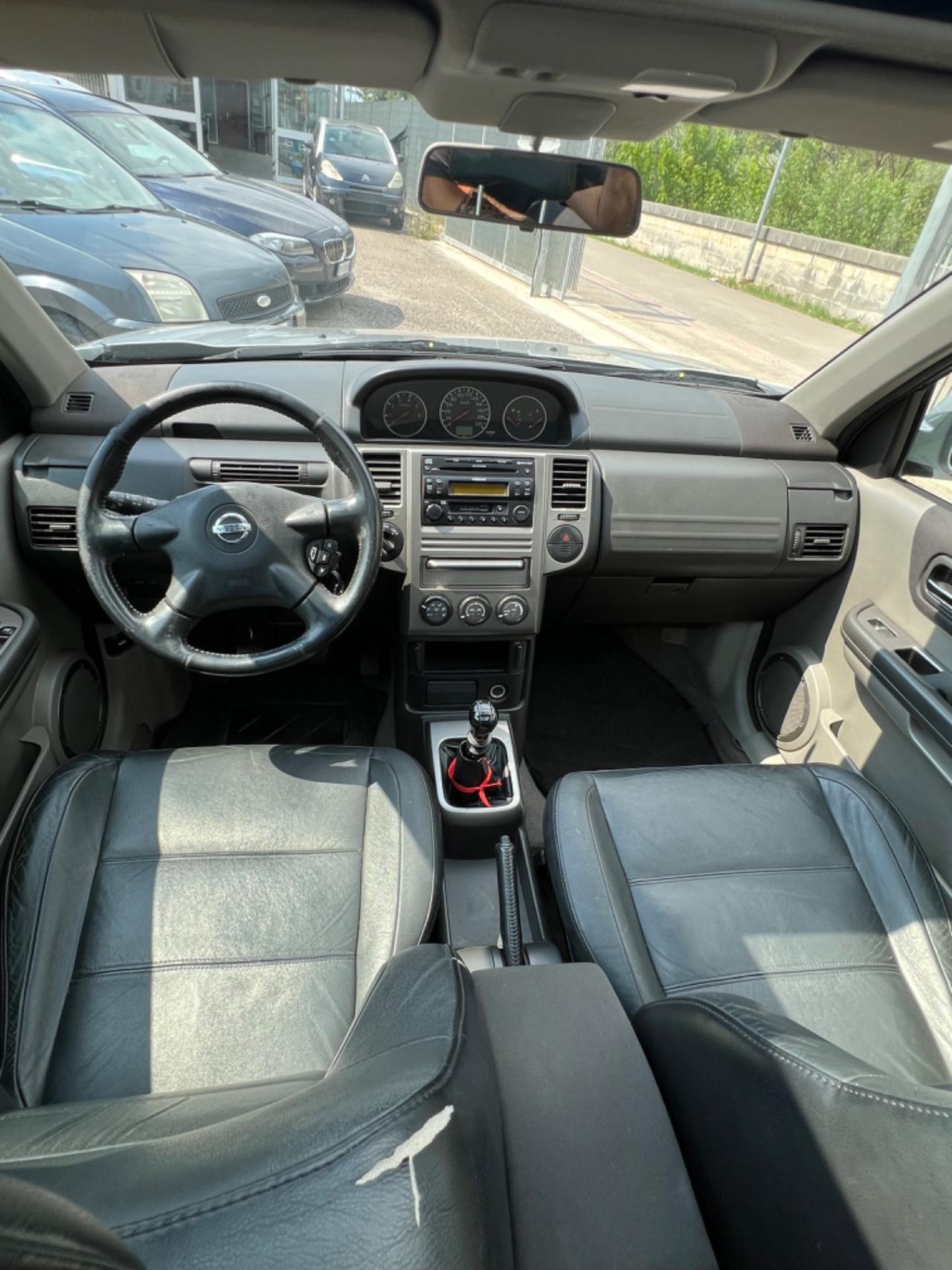 Nissan X-Trail 2.2 dCi Sport