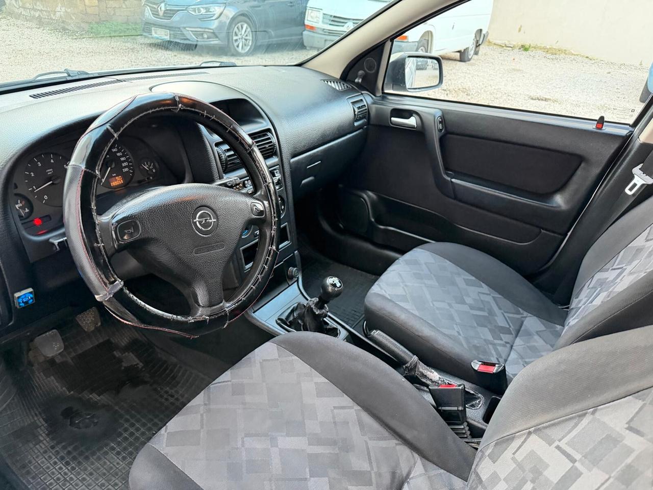 Opel Astra 1.4i Gpl 16V cat 5 porte Club-07/2001