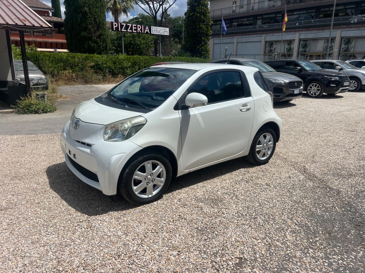 Toyota iQ 1.0 Sol