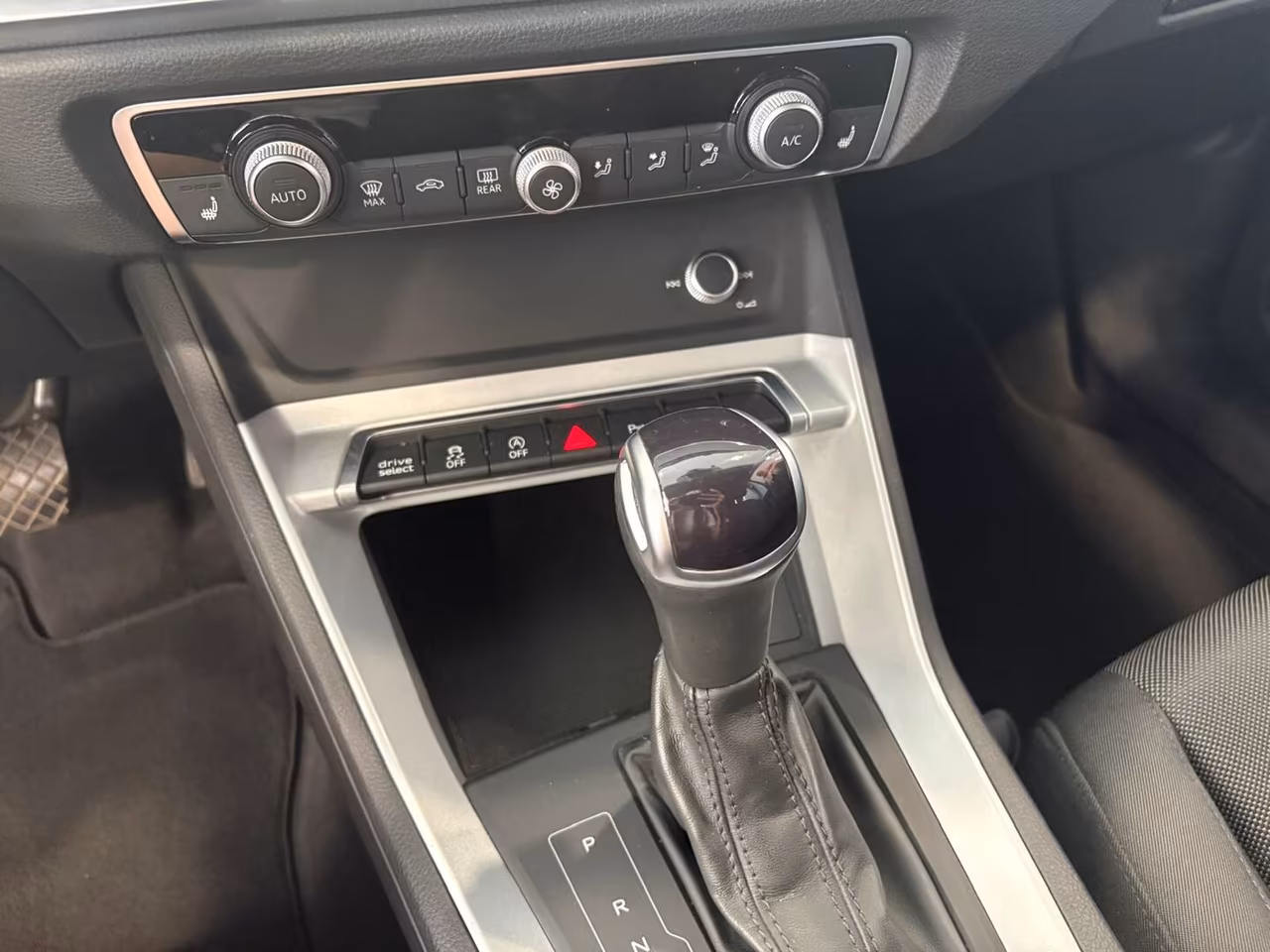 Audi Q3 Sportback 35 2.0 tdi s-tronic