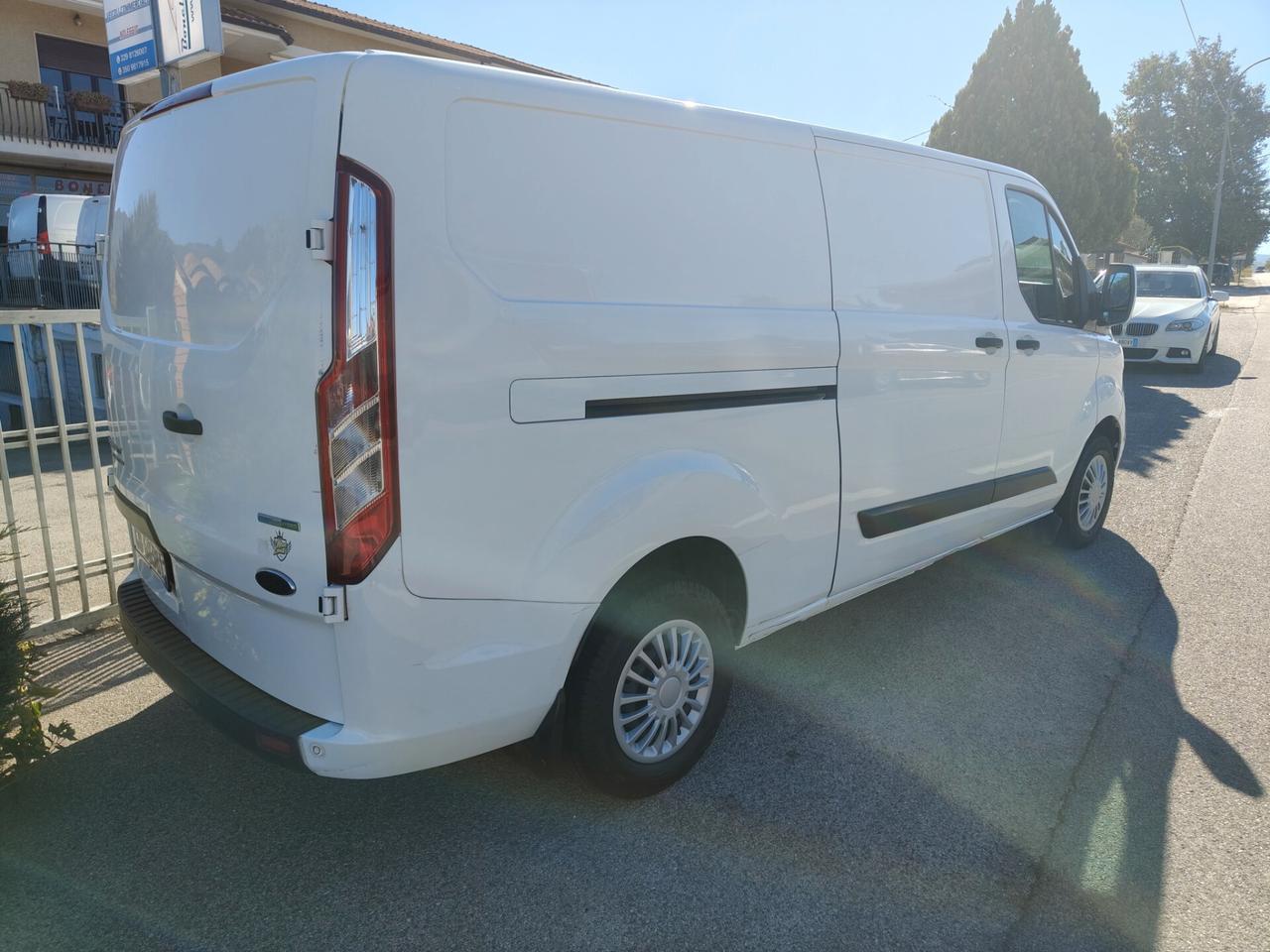 Ford Transit Custom Passo lungo