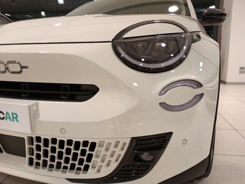 FIAT 600 600 Hybrid 110 CV DCT MHEV La Prima II