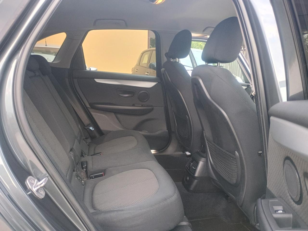 Bmw 216 218d Active Tourer Advantage