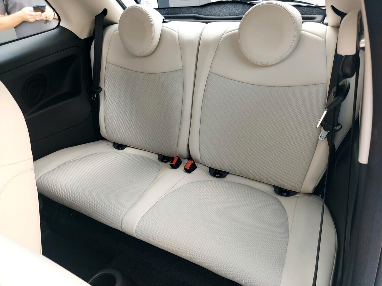 Fiat 500 1.0 Hybrid Dolcevita SPECIAL EDITION 900 KM