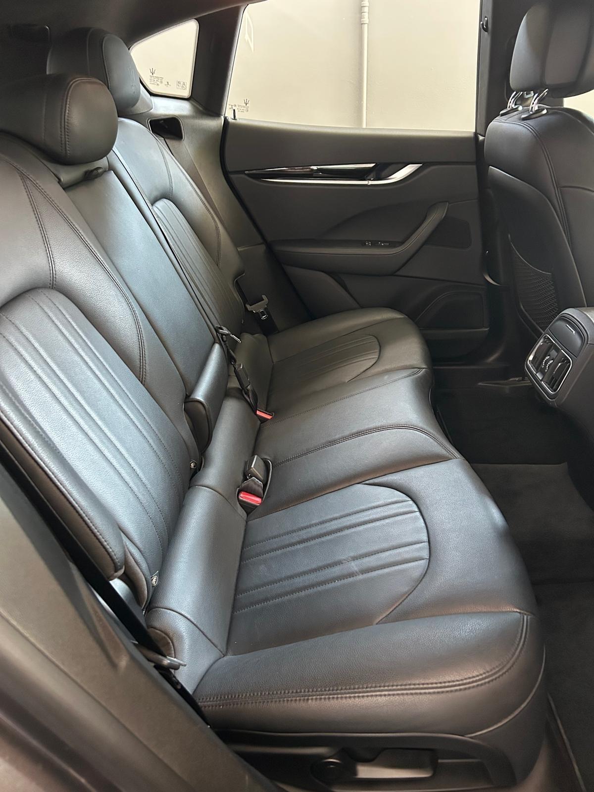 Maserati Levante V6 Diesel 250 CV AWD Gransport