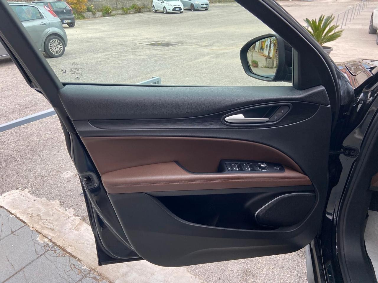 Alfa Romeo Stelvio 2.2 Turbodiesel 190 CV AT8 Q4 Executive