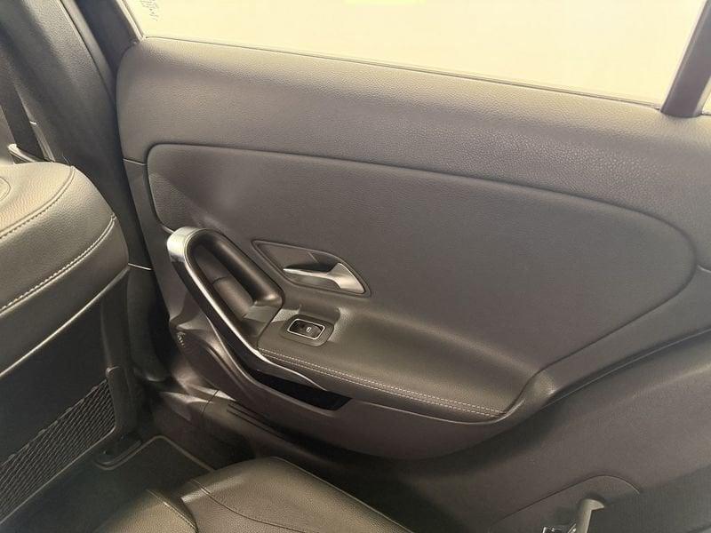 Mercedes-Benz Classe A A 180 d Sport auto