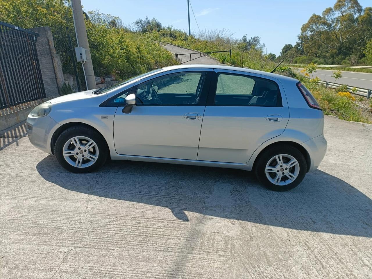 Fiat Punto 1.3 MJT II 75 CV 5 porte Lounge - 2014