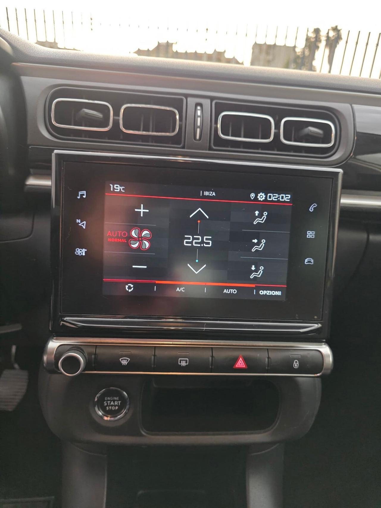 Citroen C3 1.2 BZ 82cv Shine