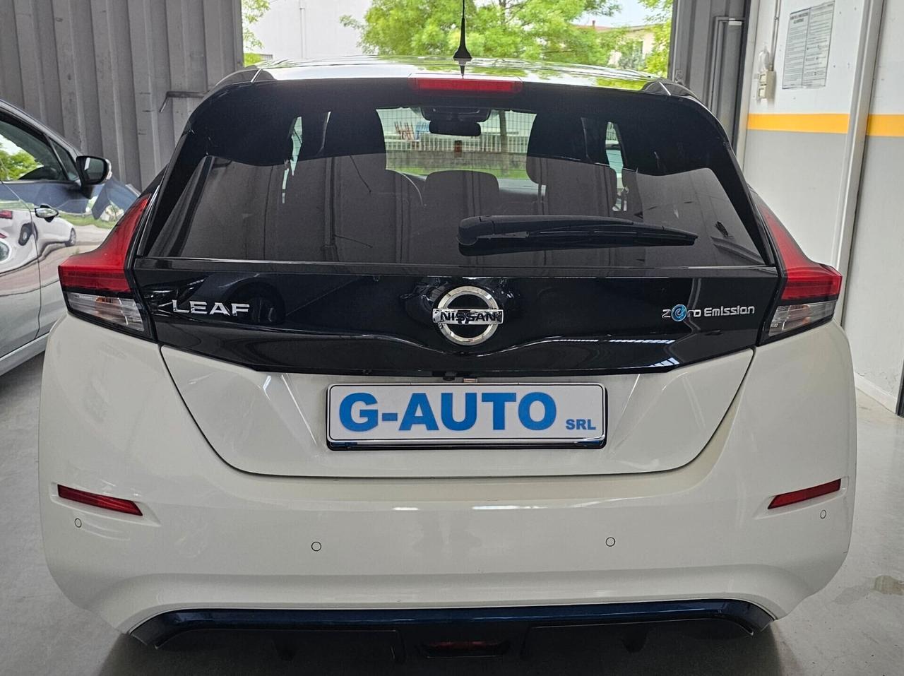 Nissan Leaf Acenta 40 kWh Hatchback 25.000 KM