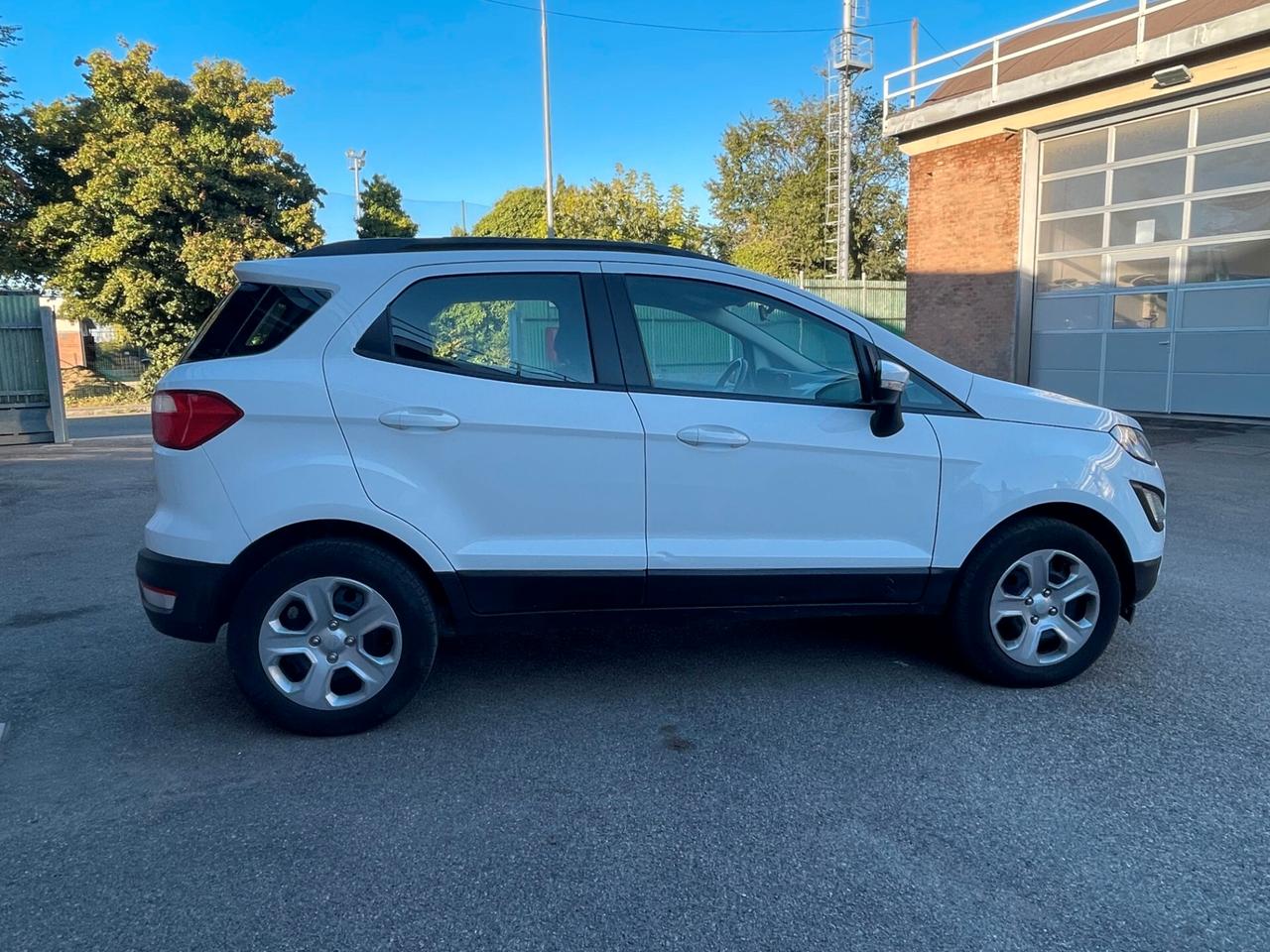 Ford EcoSport ST-Line- AUTO TAGLIANDATA CON FATTURA IL 09/2025