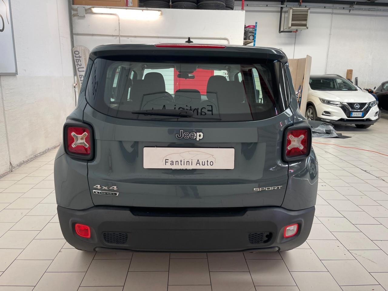 Jeep Renegade Sport 2.0 mjt 4wd 120cv-Ok Neopatent-LEGGI SOTTO