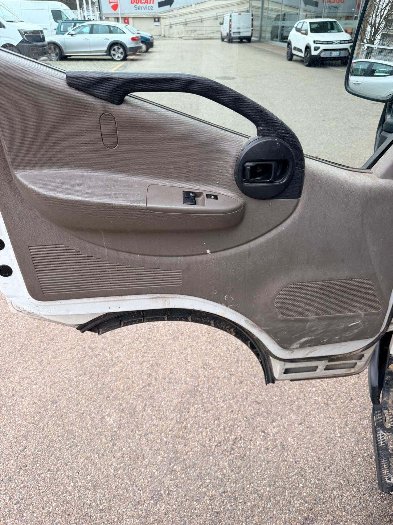 CABSTAR GRU E RIBALTABILE MOTORE ROTTO