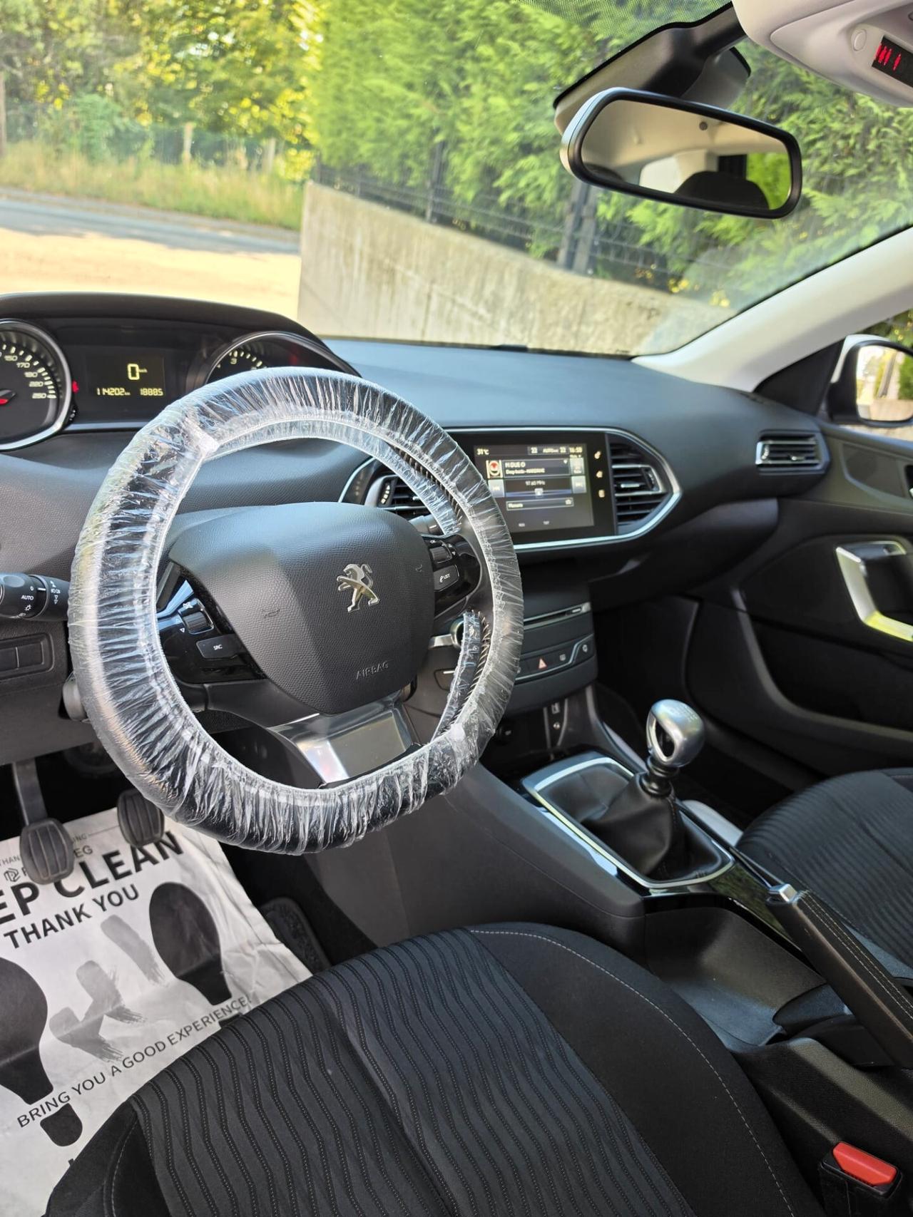 Peugeot 308 BlueHDi 120 S&S SW Active