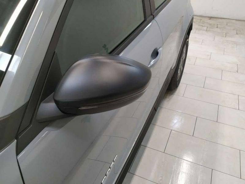 Jeep Avenger 1.2 turbo e-hybrid mhev Longitude fwd 110cv edct6