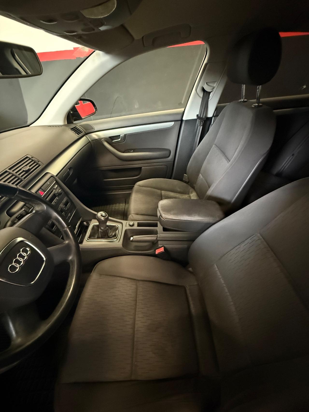 Audi A4 2.0 20V