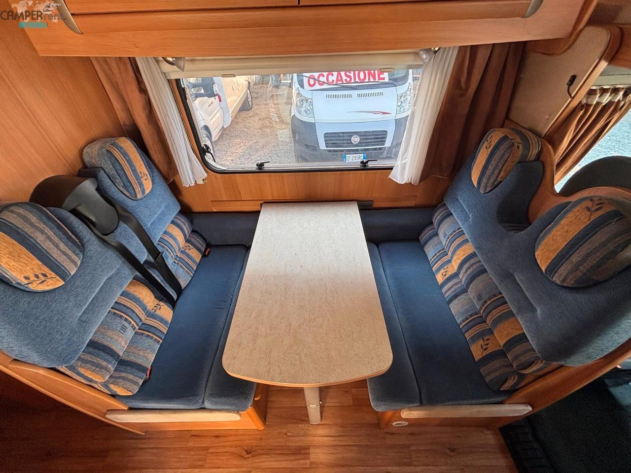 CHALLENGER GENESIS 33 - mansardato con letti a castello in coda