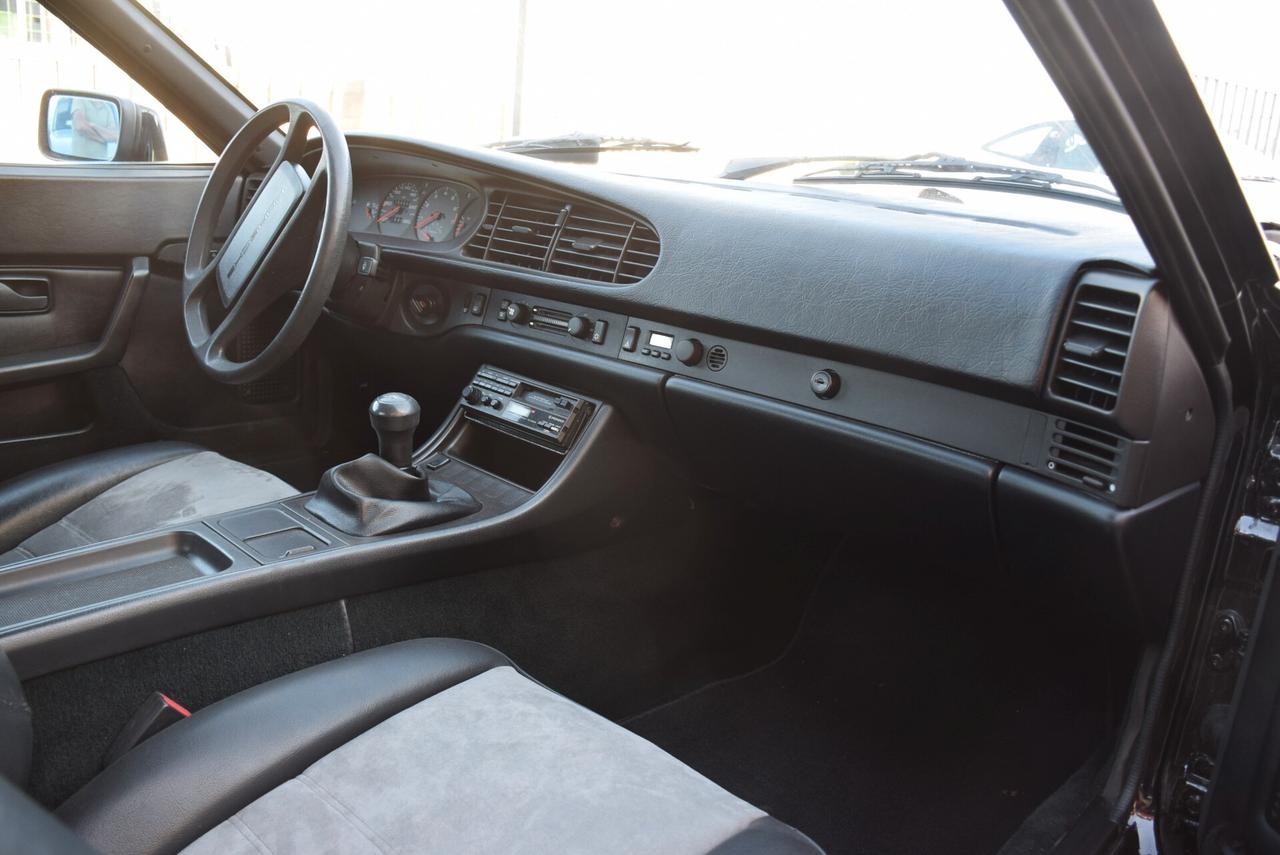 Porsche 944 MONOSPECCHIO ASI 2.5 5M 163CV EPOCA