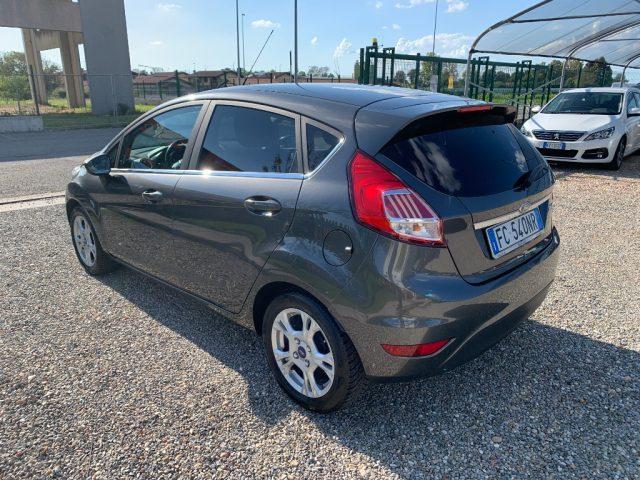 FORD Fiesta 1.5 TDCi 75CV 5 porte Titanium