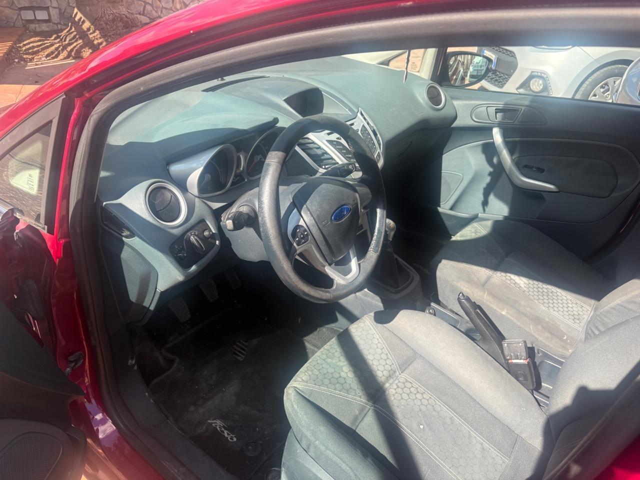 Ford Fiesta 1.4 3 porte Bz.- GPL Titanium