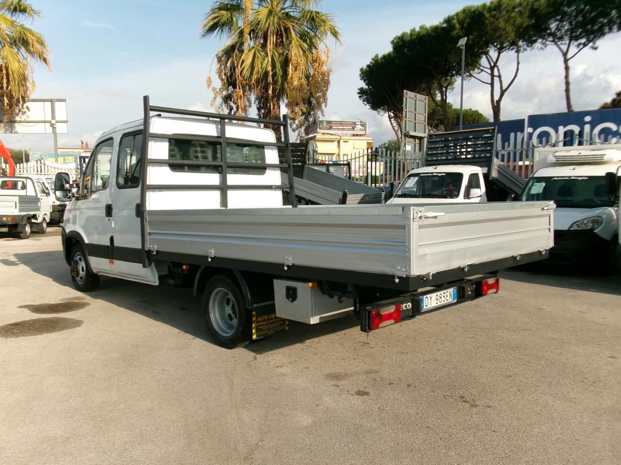 Iveco Daily 35C18 3000 180CV DOPPIA CABINA 7P CASSONE FISSO 3.30 METRI