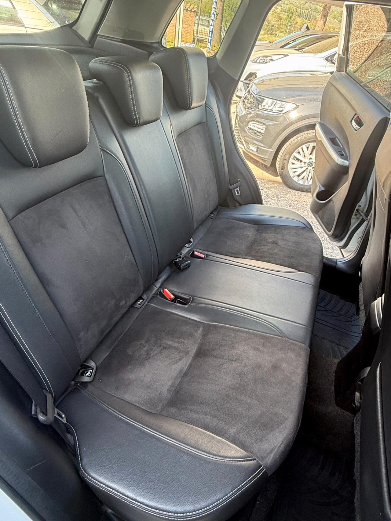 "PERFETTA" Suzuki Vitara 1.6 DDiS 4WD AllGrip V-Top