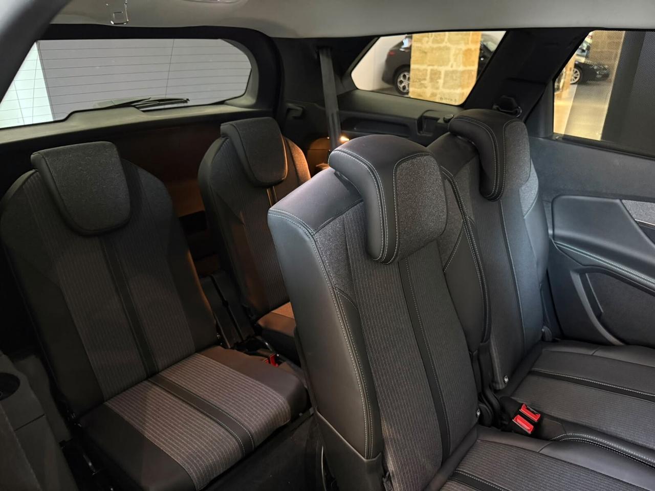 Peugeot 5008 BlueHDi 130 S&S EAT8 Allure Pack 7 posti