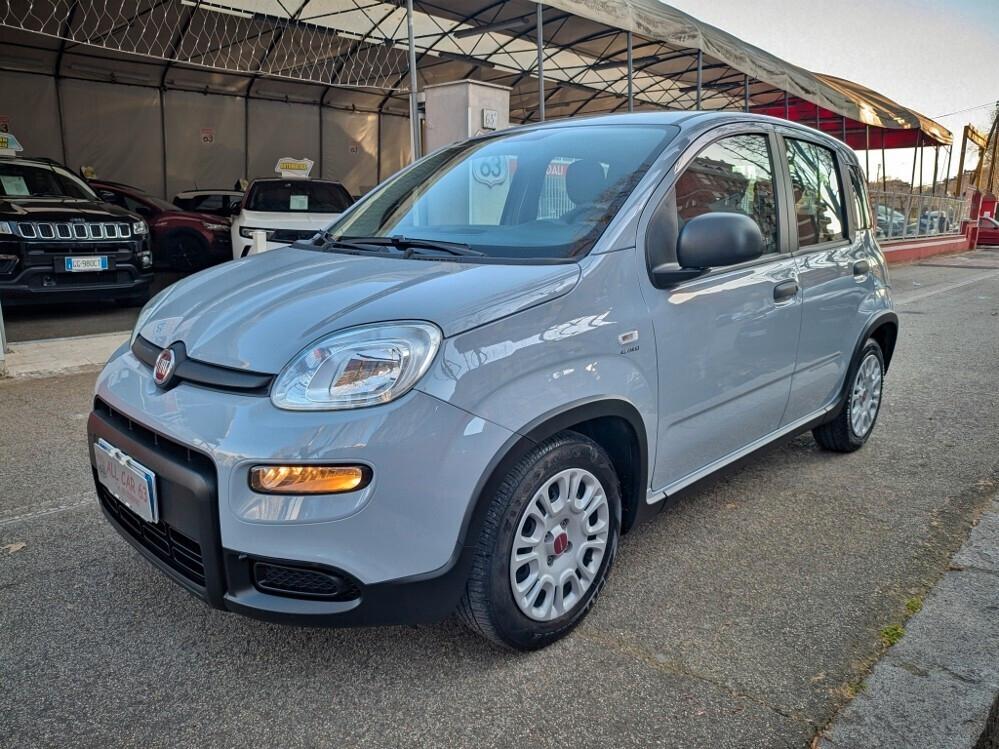 Fiat Panda 1.0 Hybrid SOLI 9000 KM E6
