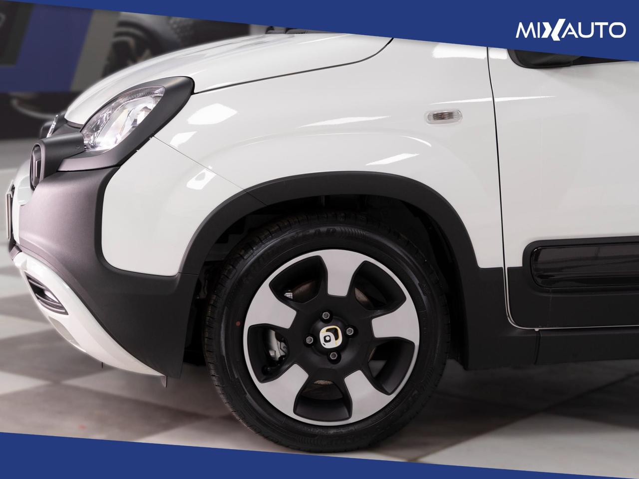 Fiat Panda Pandina Cross 1.0 Firefly Hybrid S&S 70CV