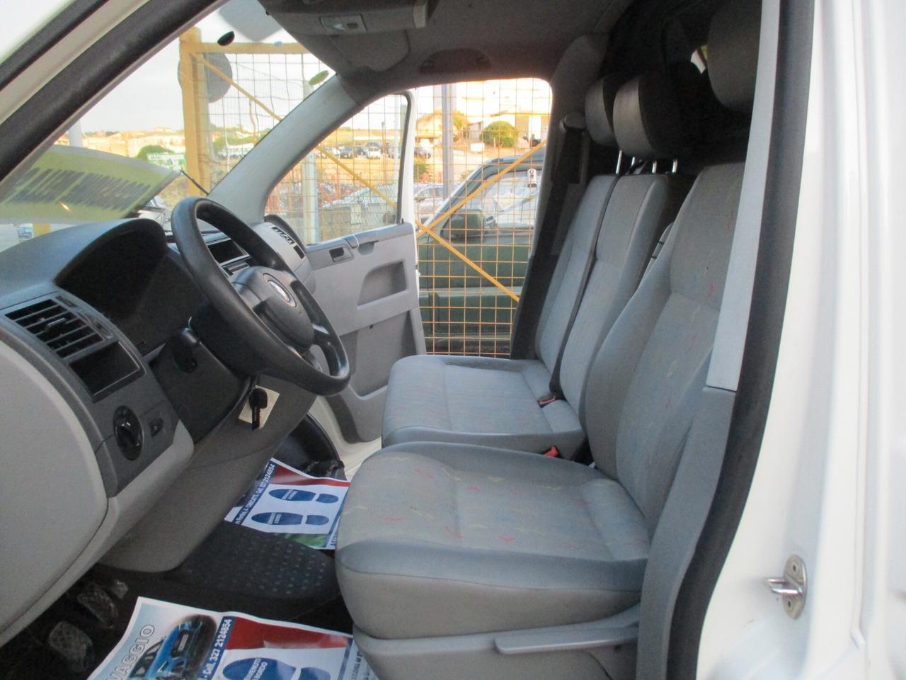 VW TRANSPORTER 2.5 TDI MOLTO BELLO 2009