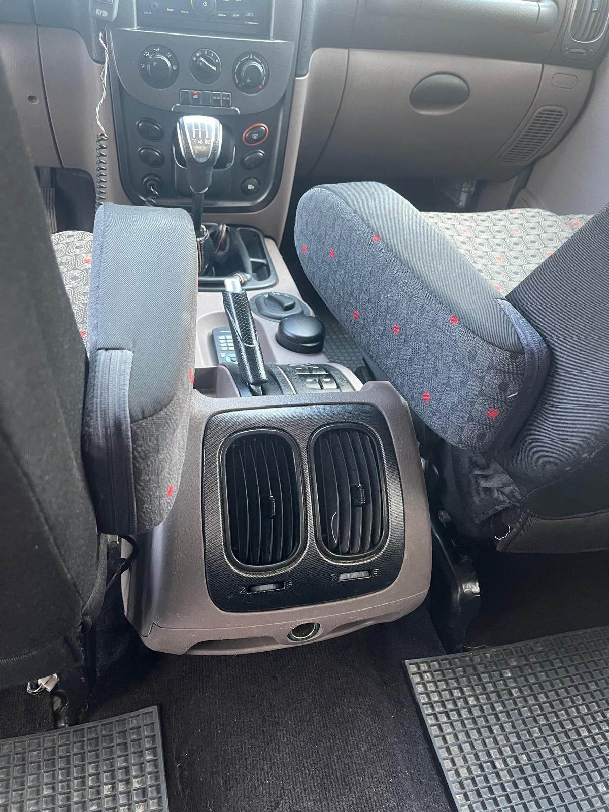 Mahindra Goa 2.2 CRDe 16V 4WD SC Pick-Up
