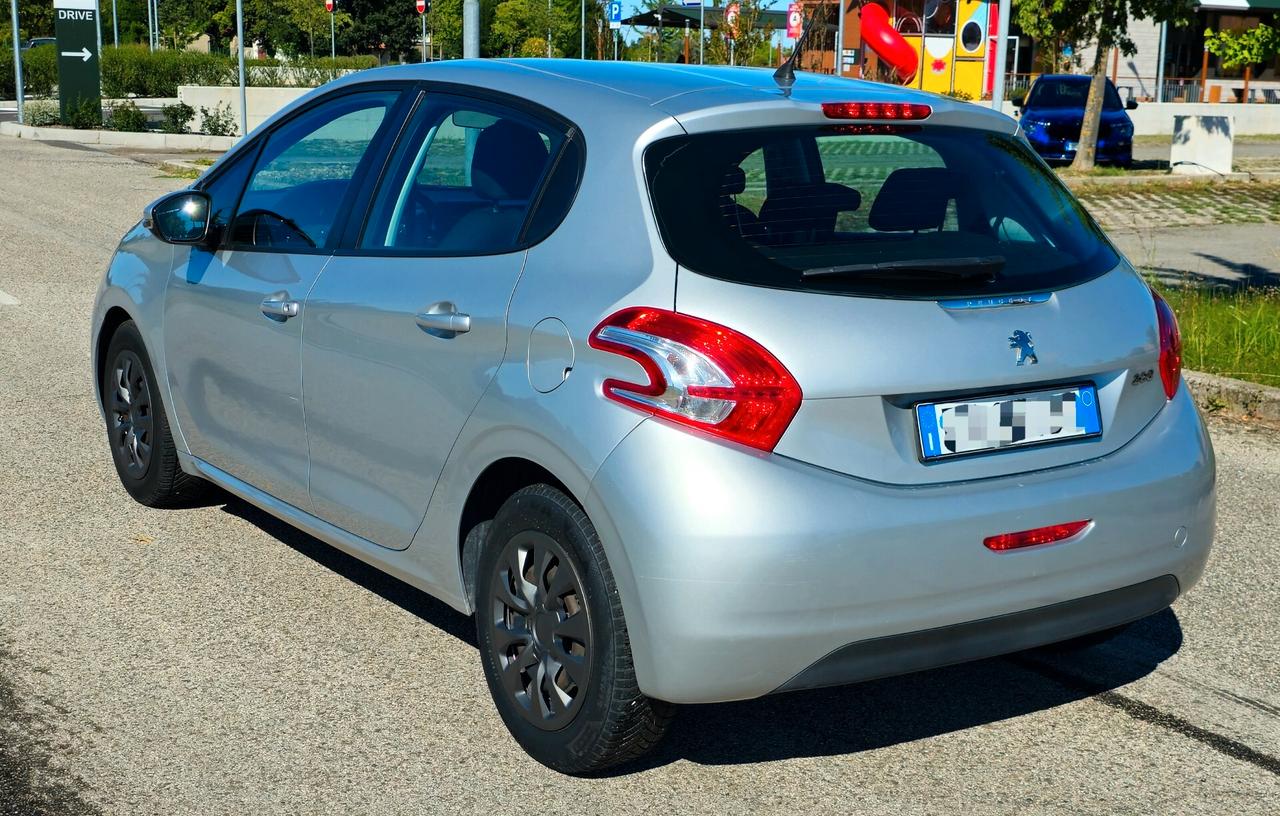 Peugeot 208 full optional Metano garantita 12 mesi