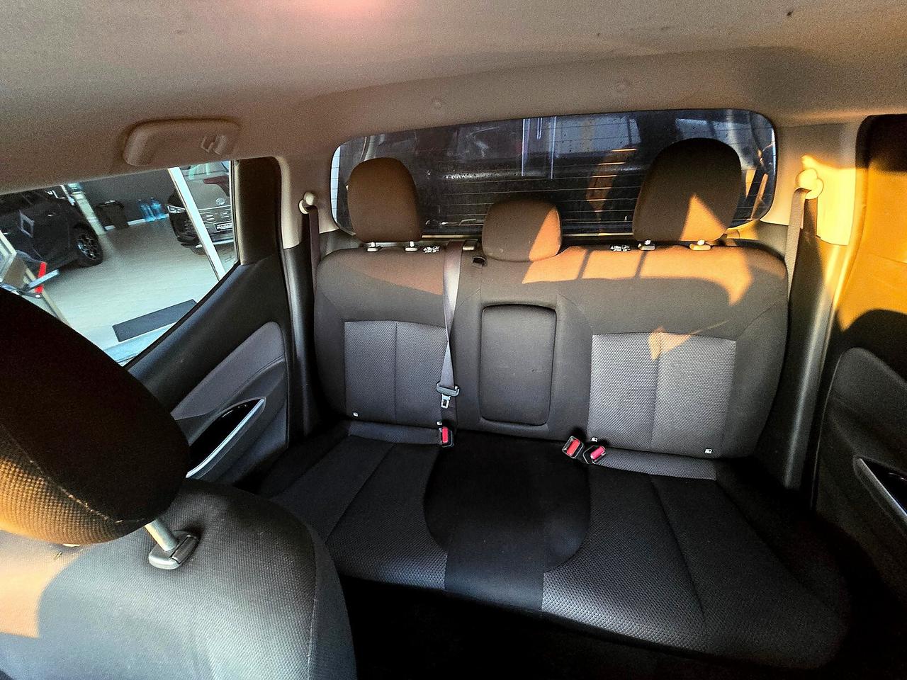 Mitsubishi L200 2.4 DI-D/181CV Intense