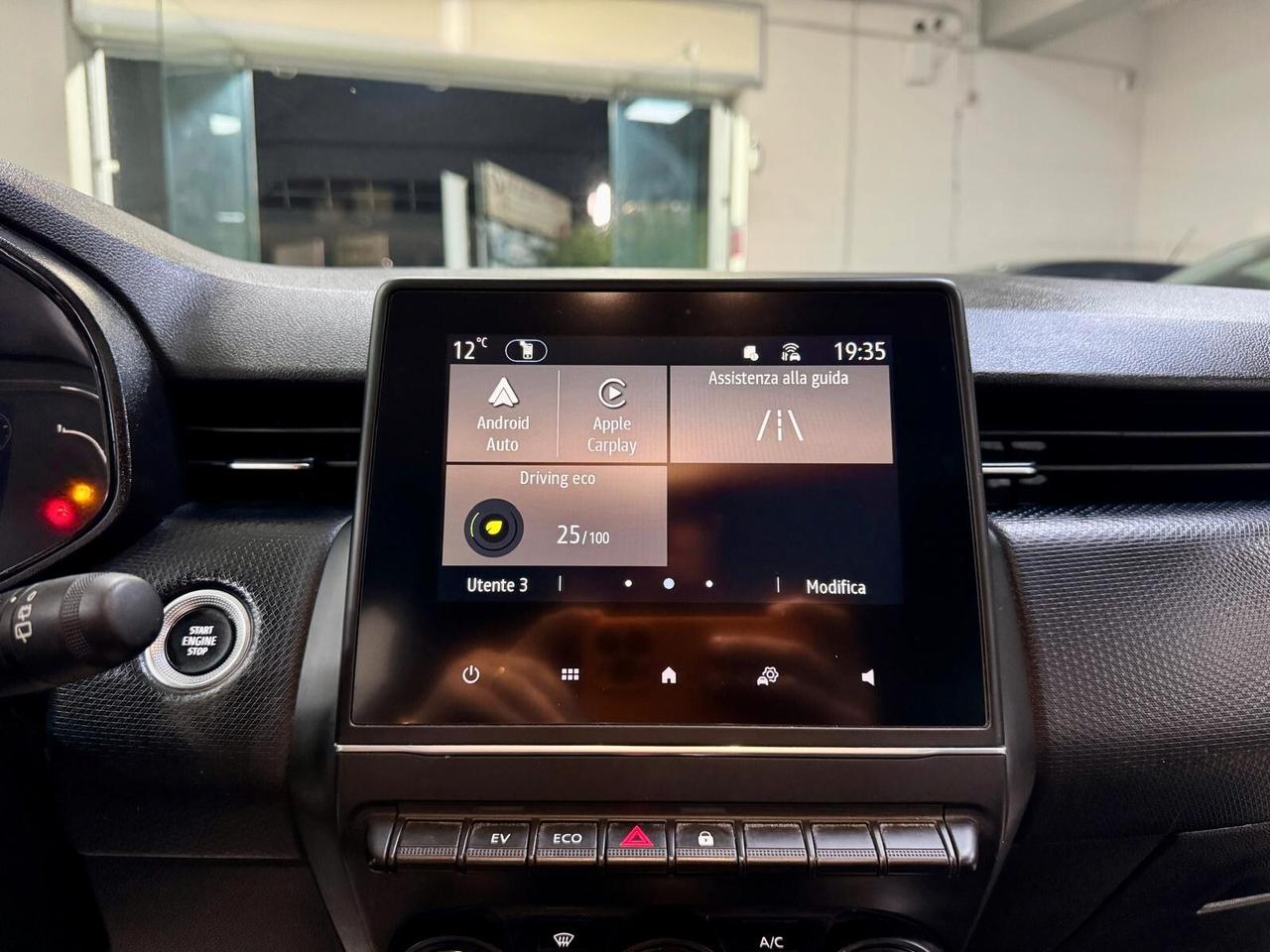 Renault Clio Full Hybrid E-Tech 140 CV Zen 09/2022