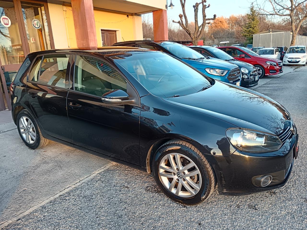 Volkswagen Golf 1.6 TDI 105CV NEOPATENTATI