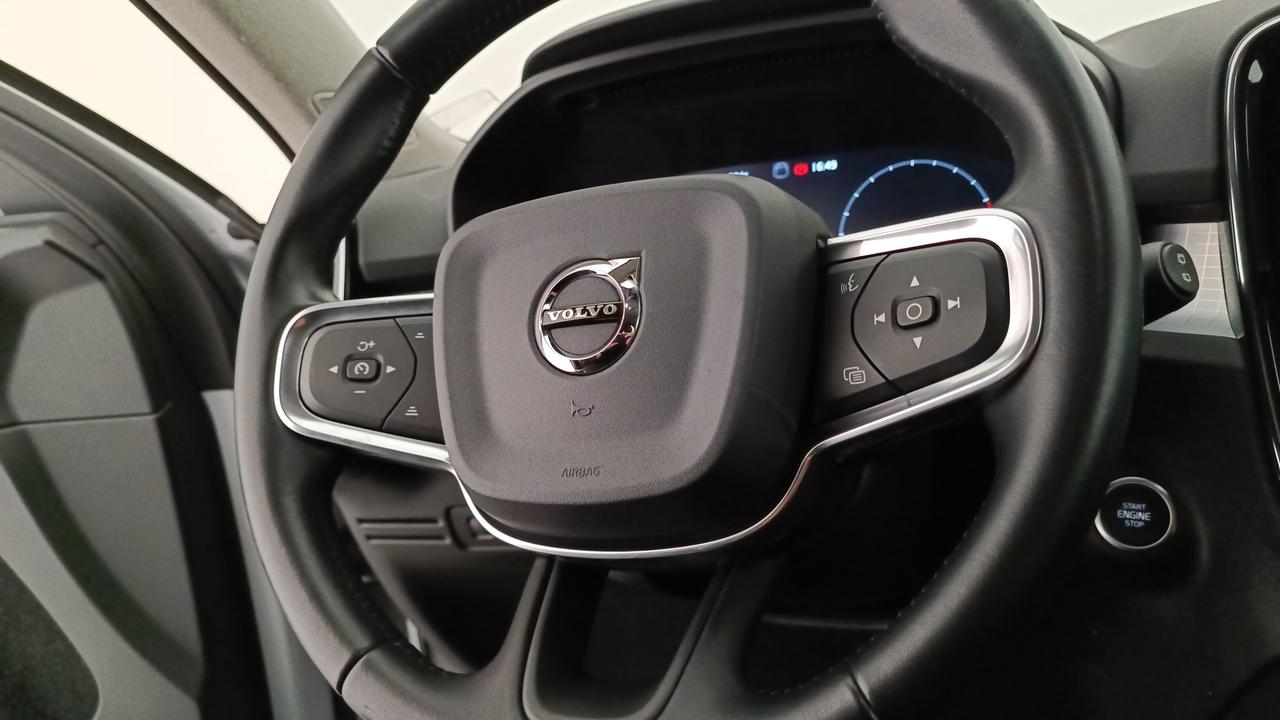 VOLVO XC40 1.5 t3 Momentum geartronic my20