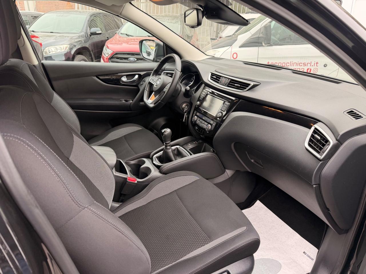 Nissan Qashqai 1.3 DIG-T 140 CV N-Connecta