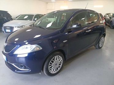 Lancia Ypsilon Ypsilon III 2015 1.2 Gold ecochic Gpl 69cv my16