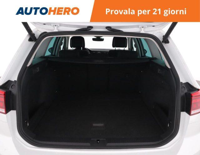 VOLKSWAGEN Passat Variant 2.0 TDI SCR EVO DSG Business